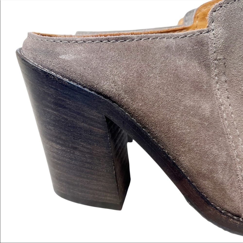 AQUATALIA New Leather Suede Stacked Heel Boots in Taupe Size 8 - Picture 14 of 15